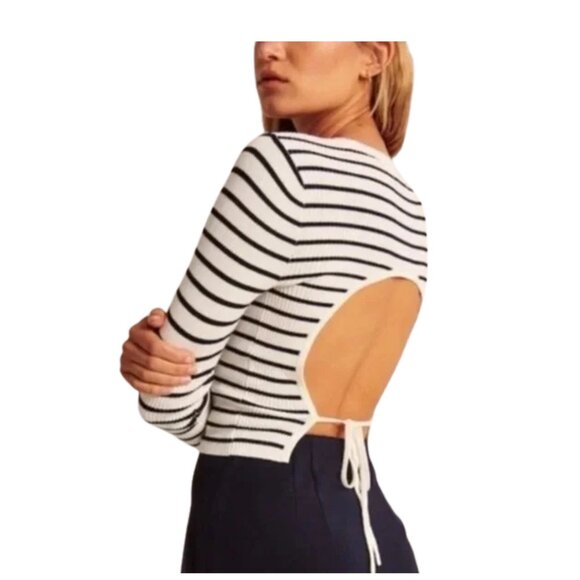Abercrombie & Fitch Tops - A&F stripped cropped sweater fitted open back with tie